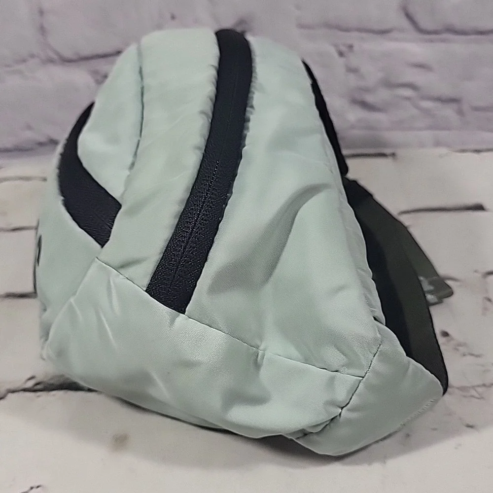Adidas Originals Core Waist Fanny Pack Bag Mint‎ Green Crossbody Legacy Concert - Picture 4 of 11